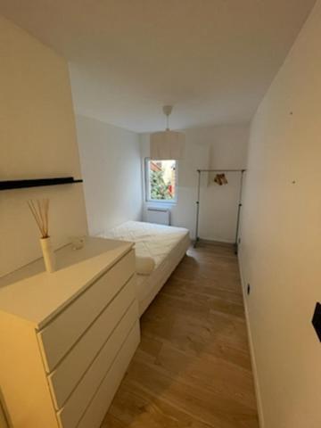 Saint-Germain-En-Laye: Grand Studio En Centre Ville A 2 Minutes Du Rer Екстериор снимка