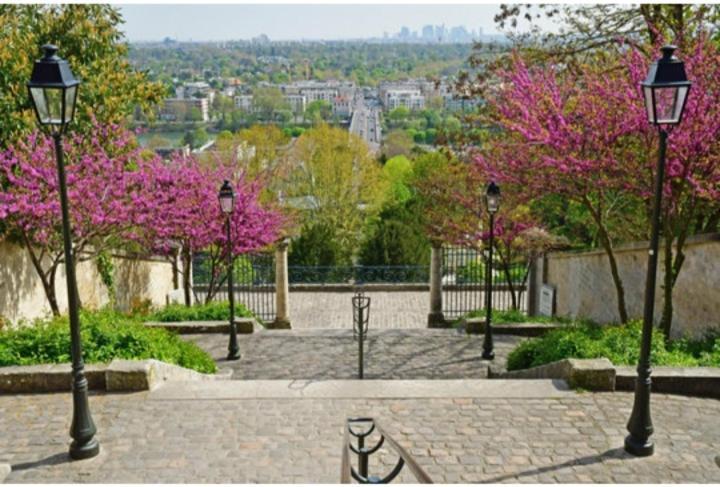 Saint-Germain-En-Laye: Grand Studio En Centre Ville A 2 Minutes Du Rer Екстериор снимка